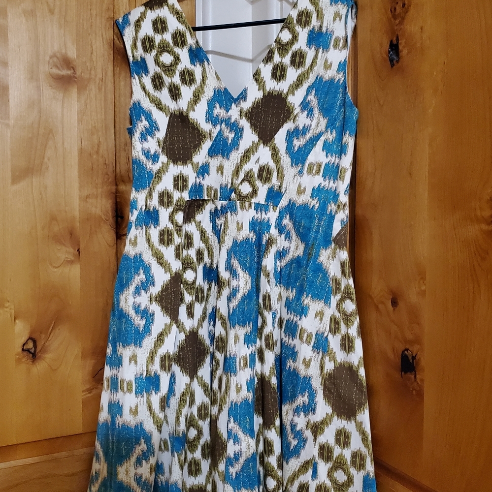 Jones New York v neck Midi dress 👗